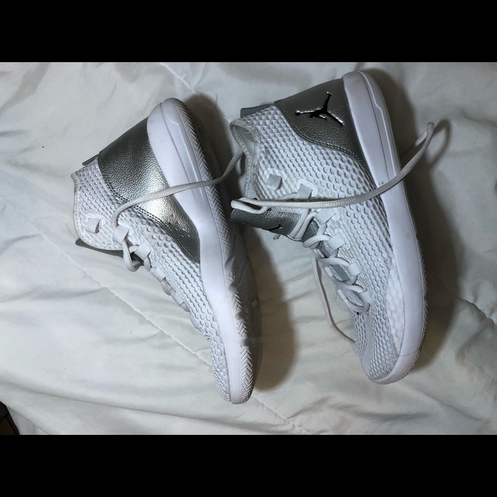 White hightop Jordan’s
